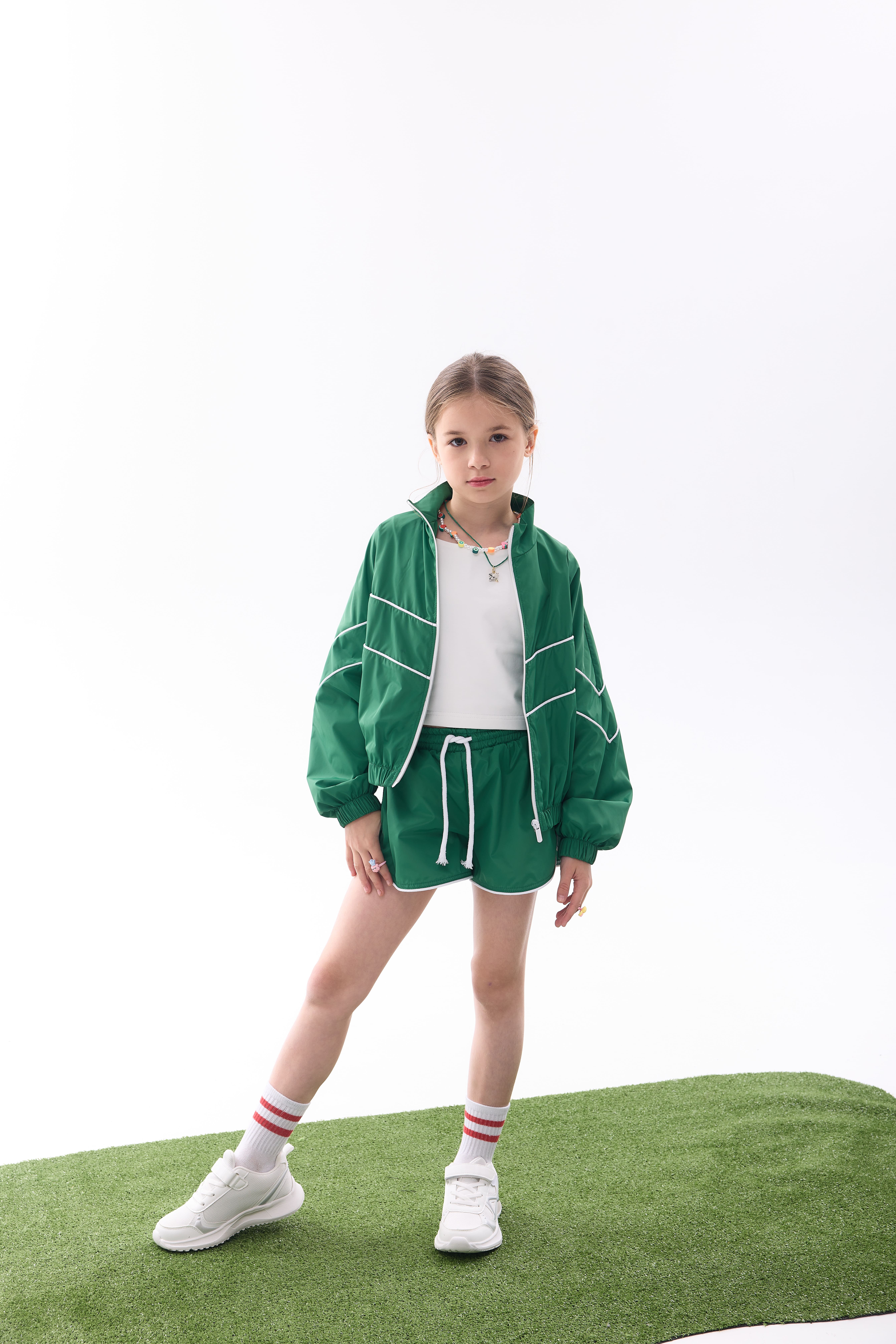 Шортики з плащівки GIRL зелені    